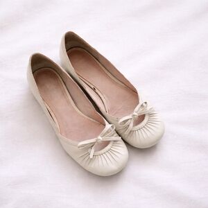 Aldo Cream Bow Flats